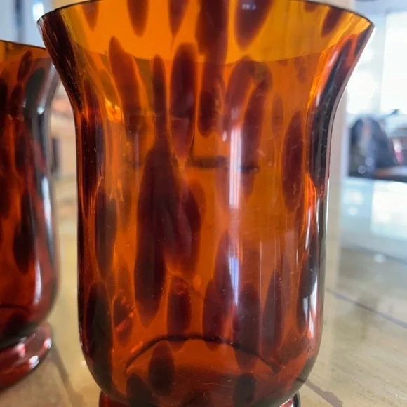 Source Unknown Tortoiseshell Glass vases or candleholders 7 inches tall pair - Picture 4 of 10